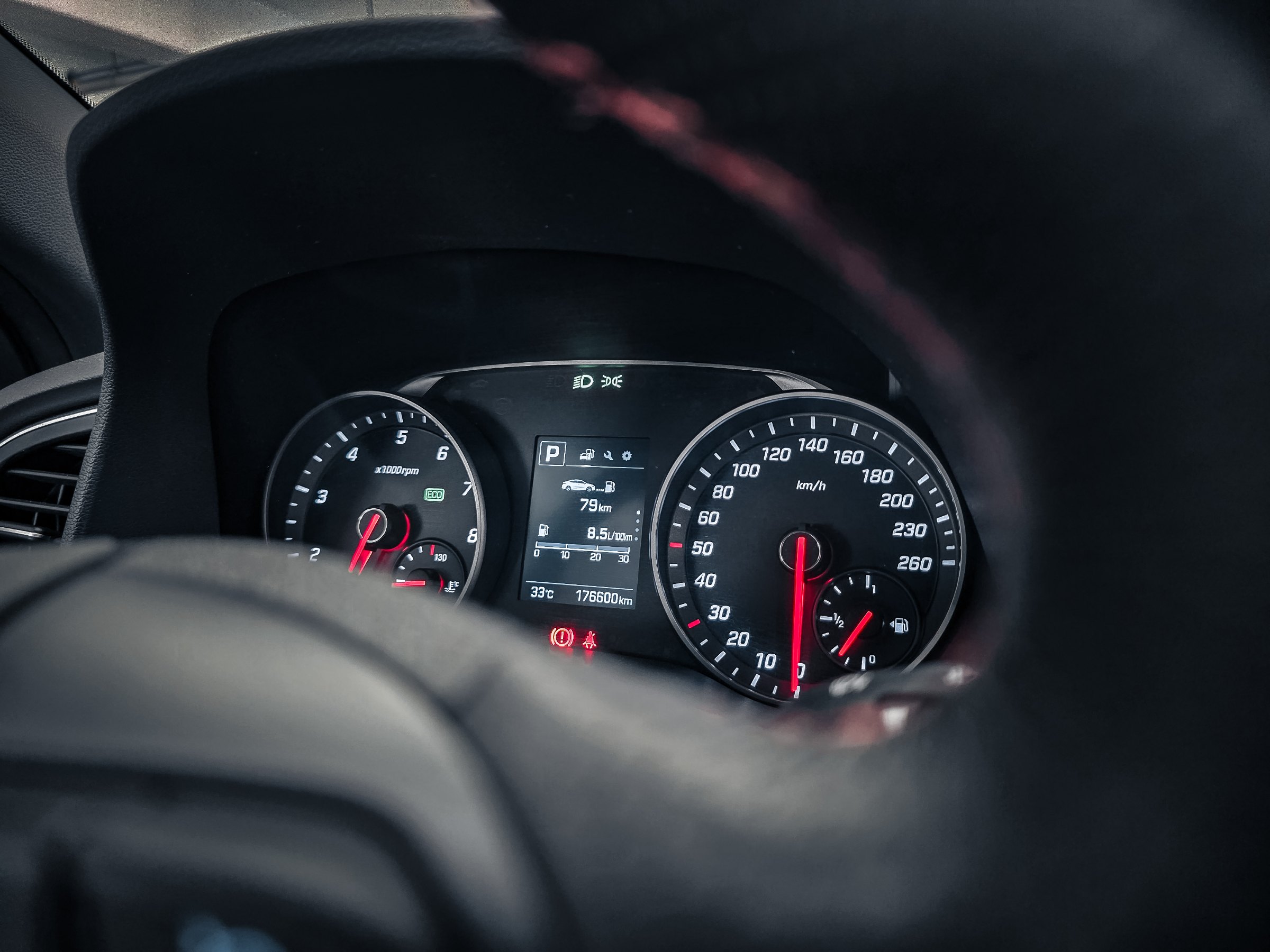 2018 Hyundai Elantra 照片 4