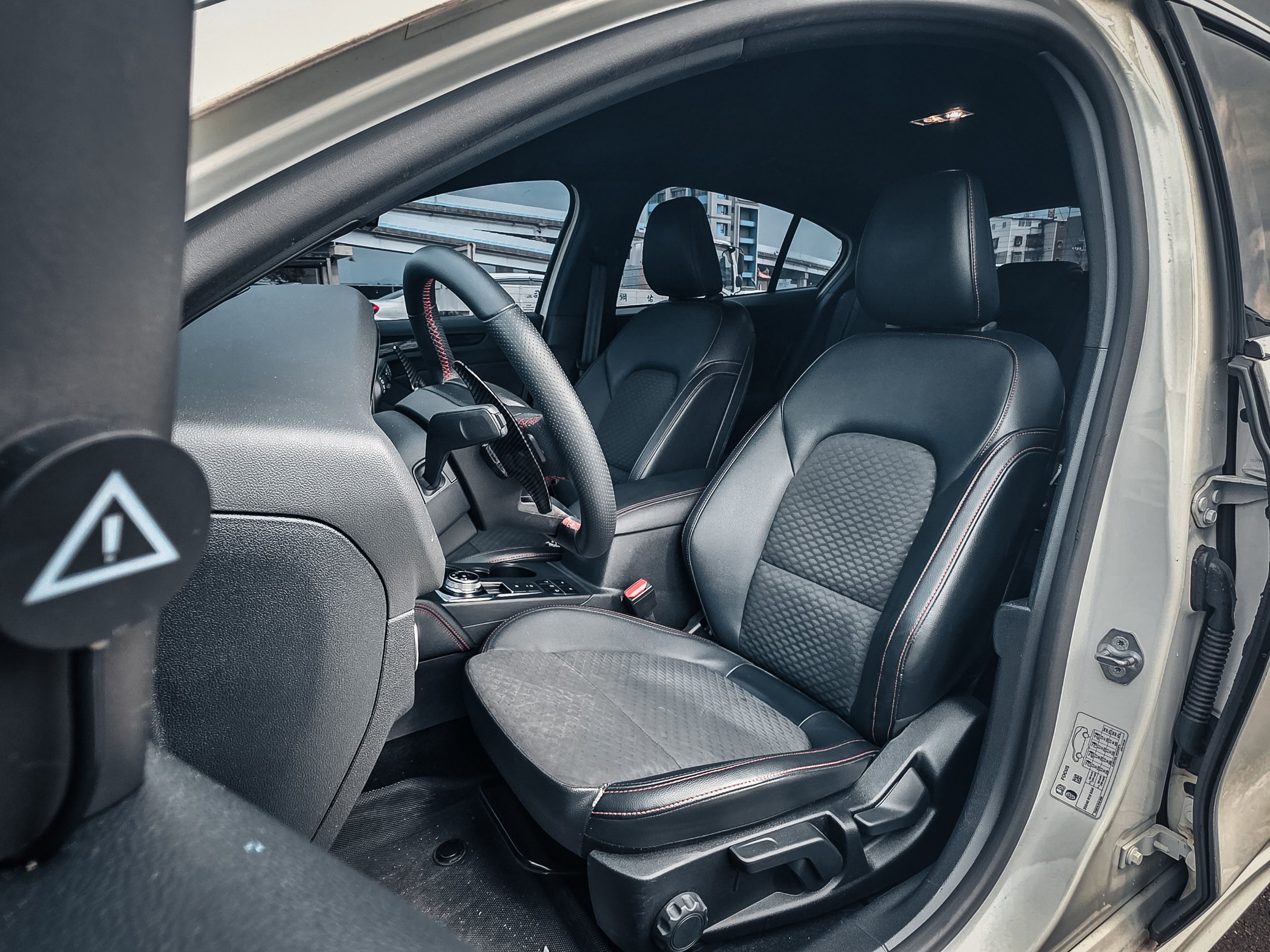 2019 Ford Focus ST LINE 照片 12