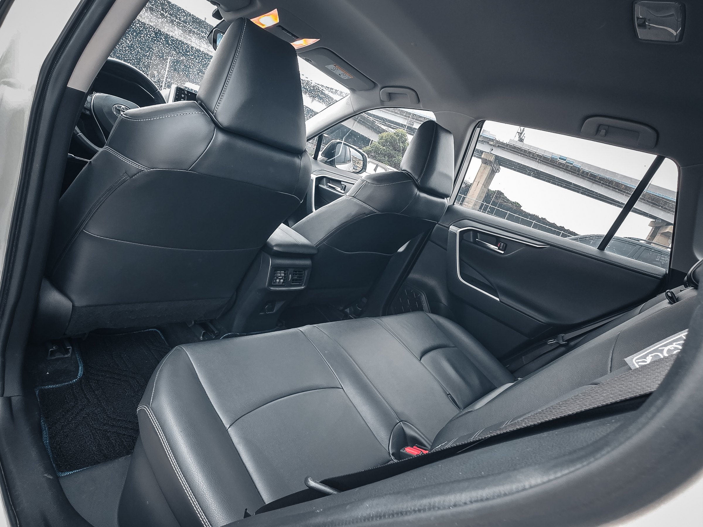2021 Toyota RAV4 油電旗艦 照片 13