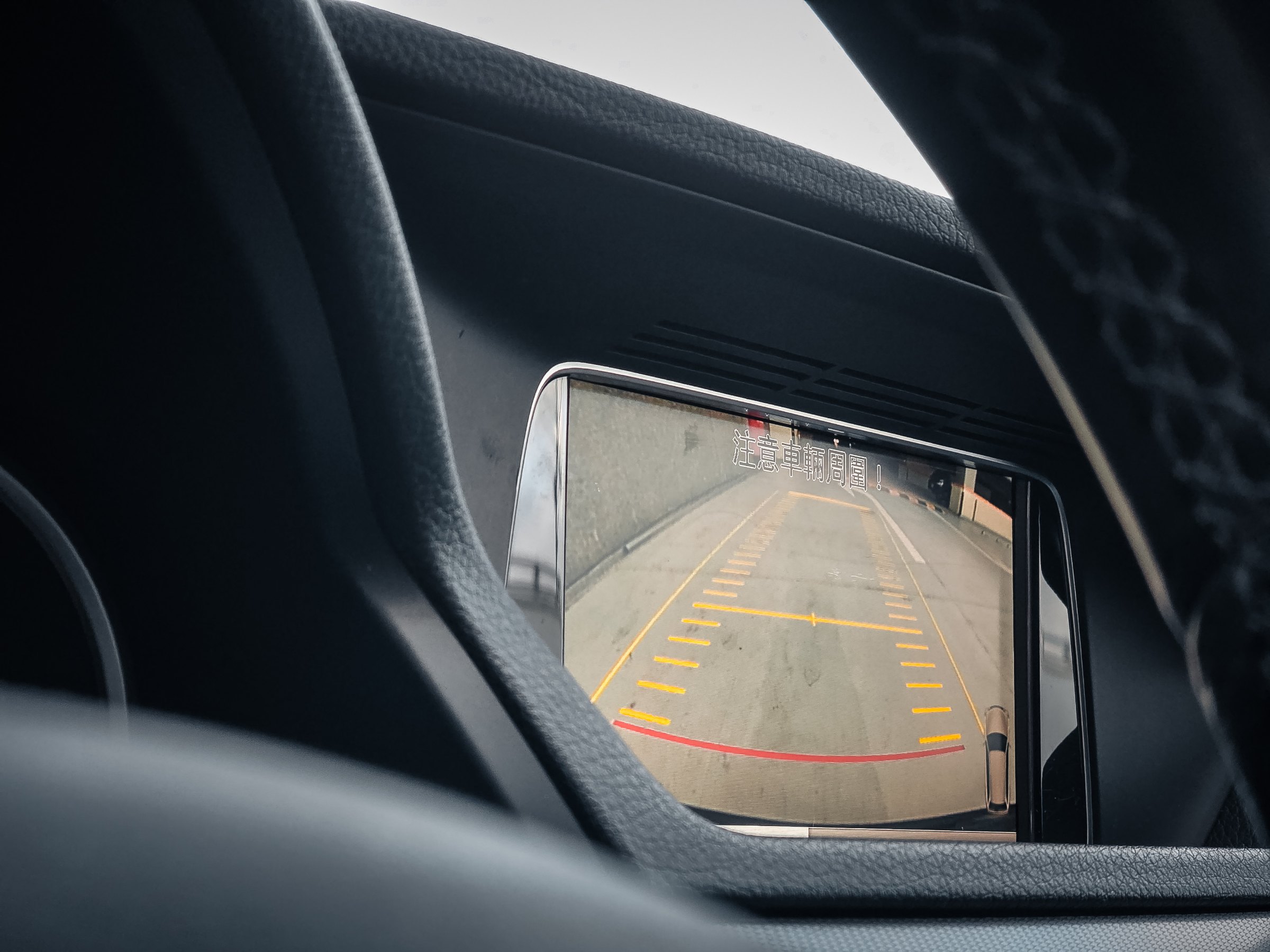 2014/15 Mercedes-Benz E300 日規 照片 8