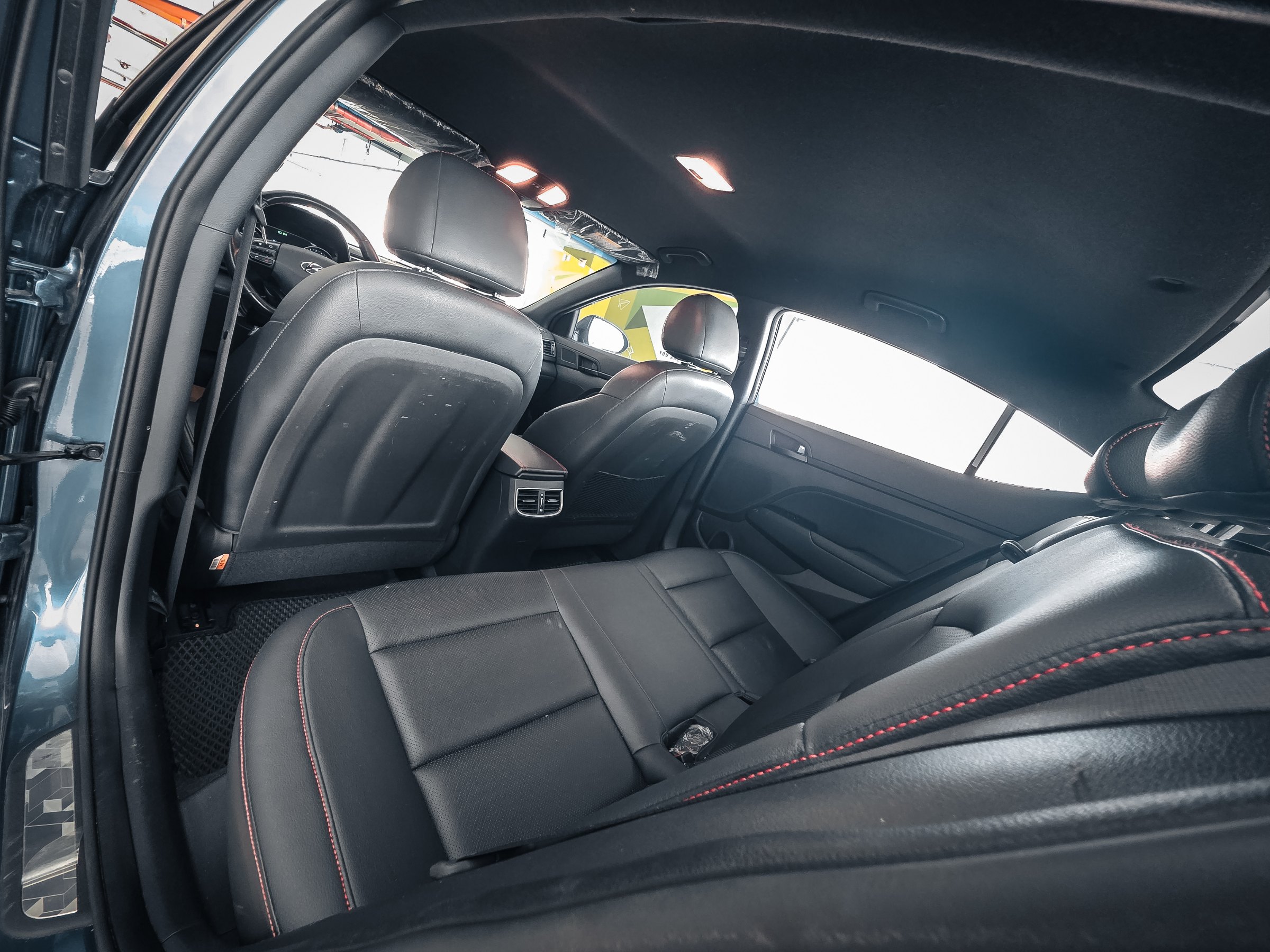 2018 Hyundai Elantra 照片 9