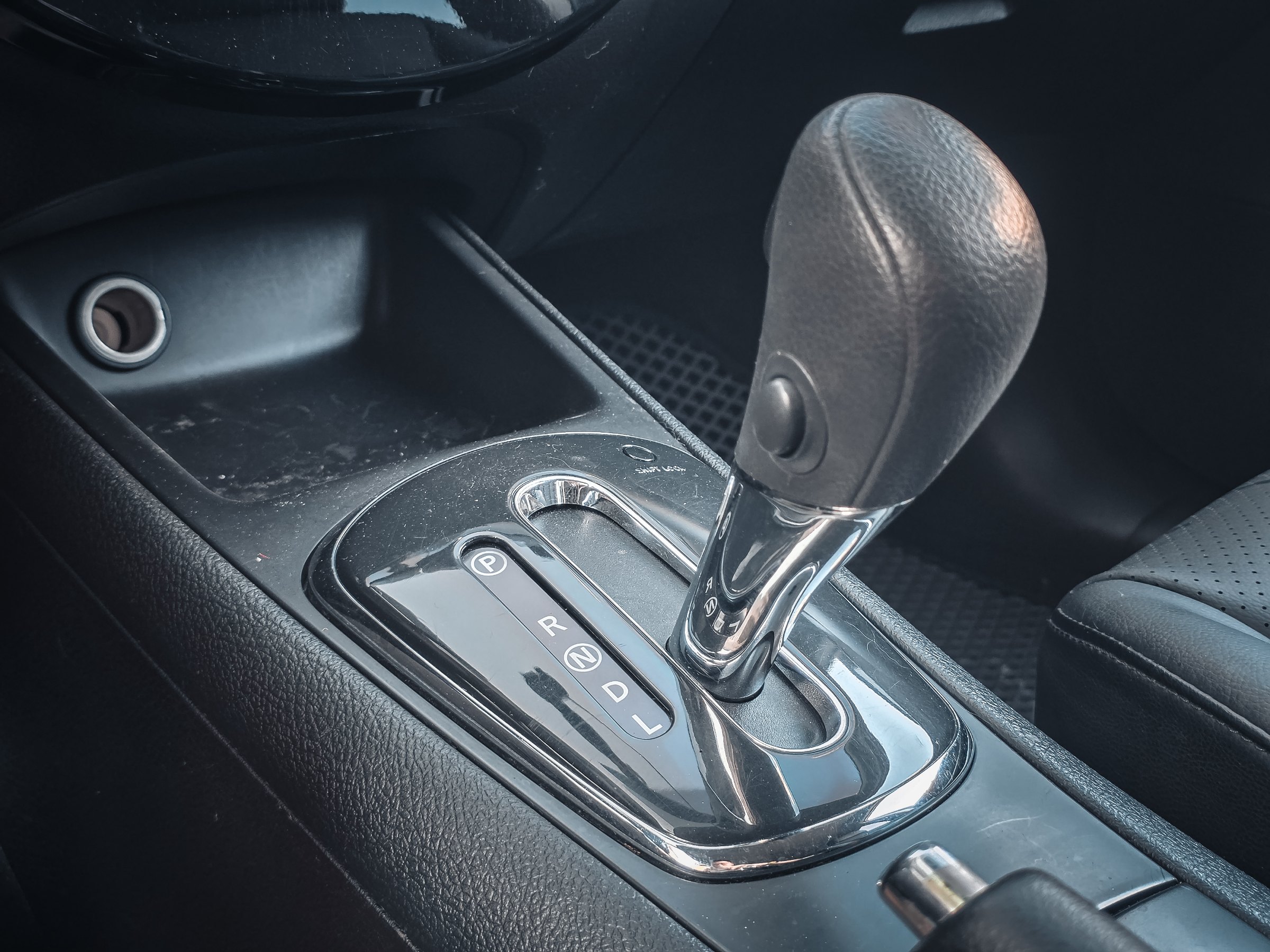 2016 Nissan Tiida 豪華影音版 照片 8