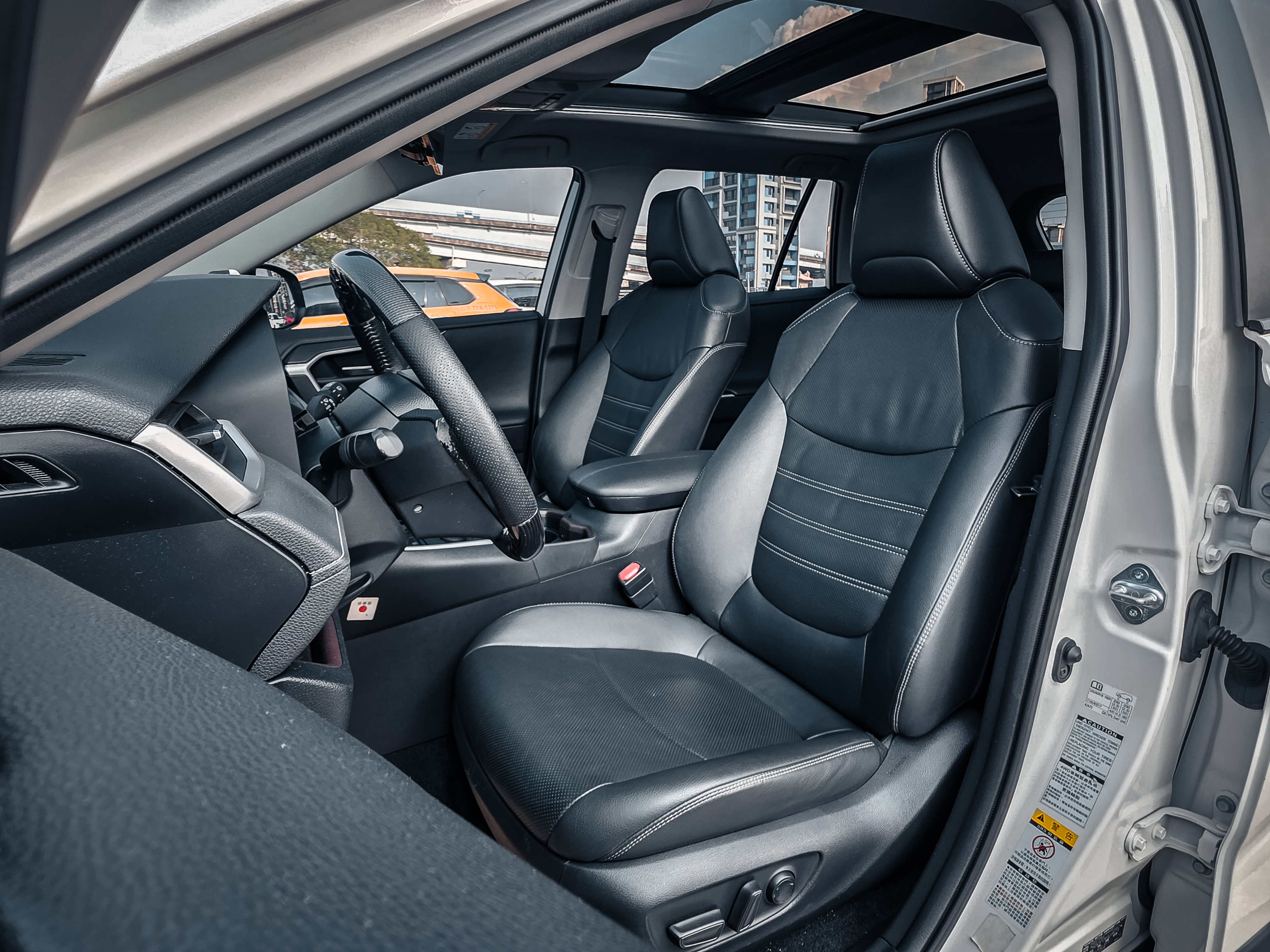 2020 Toyota Rav4油電旗艦4WD 照片 12
